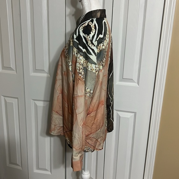 Button down blouse - Picture 4 of 6